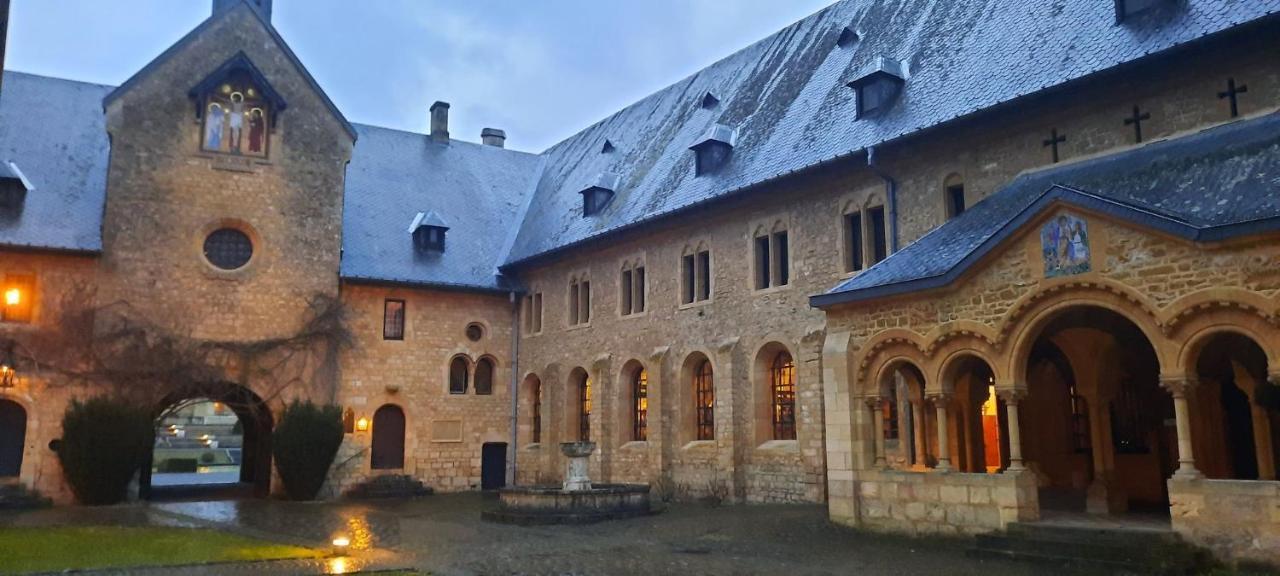 Les Gites & Chambres D'Hotes De La Ferme De Rosiere Houdrigny Ngoại thất bức ảnh